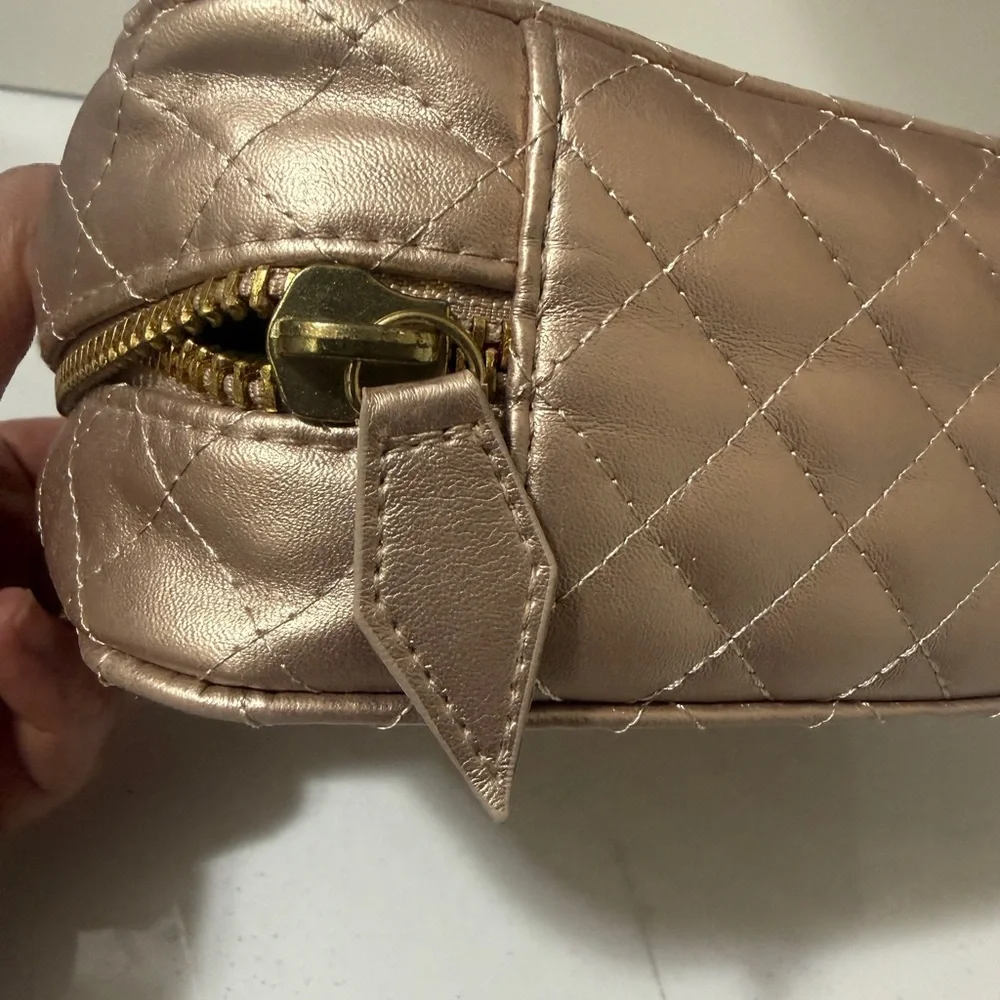 Trish McEvoy Makeup Planner.Quilted Metallic Rose Gold Travel Jewelry and makeup